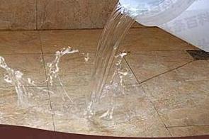 贡嘎漏水维修 免砸砖防水材料该如何施工